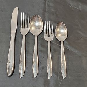 Profile By Oneida 1 Set Stainless Steel Flatware.